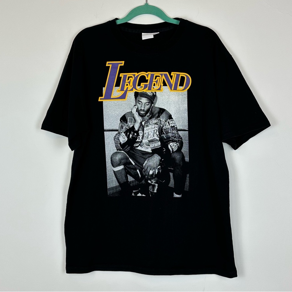 Lakers Kobe Bryant “Legend” Monkey 84 Colombia Blk Cotton Mens Graphic T-Shirt L